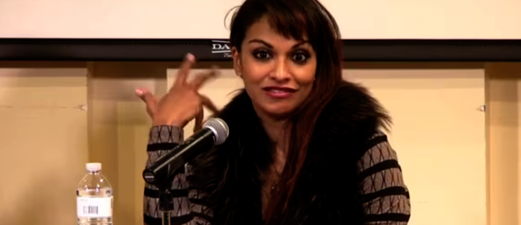 A Conversation with Danielle De Niese [2014]